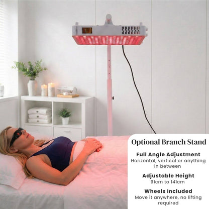 Woman laying down while using the Pro Panel Mid with a sunglasses to protect her eyes